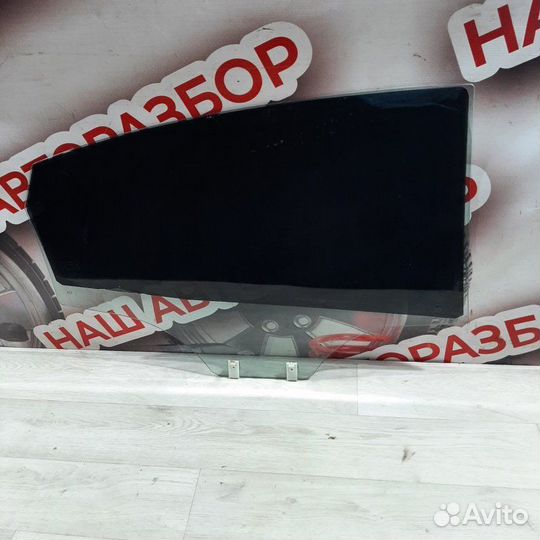 Стекло двери заднее левое Kia Rio 3 седан 1 2014