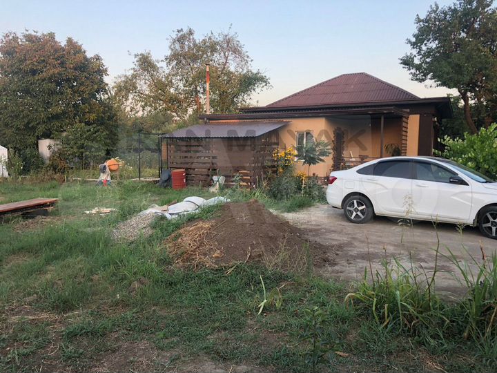 Дом 94 м² на участке 11,4 сот.