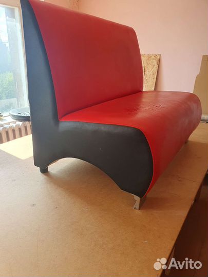 Перетяжка мягкой мебели