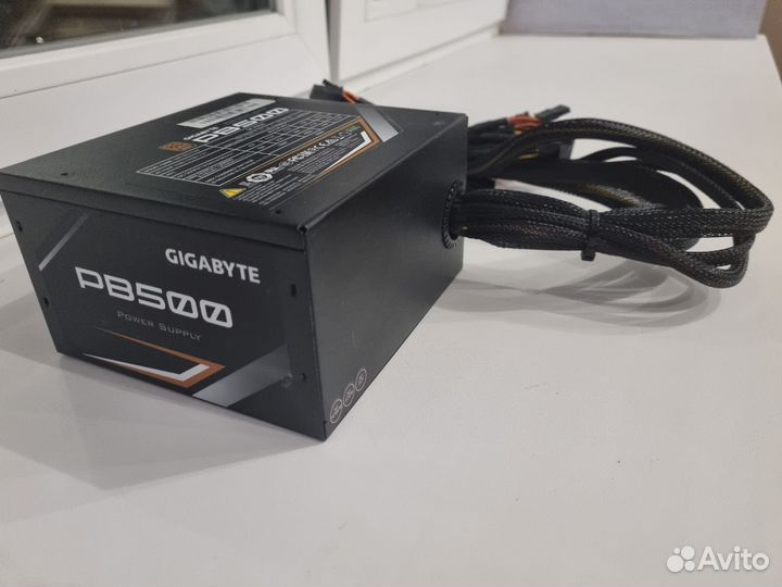 Блок питания Gigabyte PB500 500W ATX Bronze