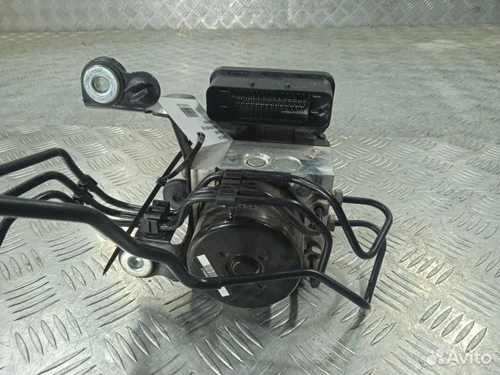 Блок ABS для Volvo V70 3 31329139