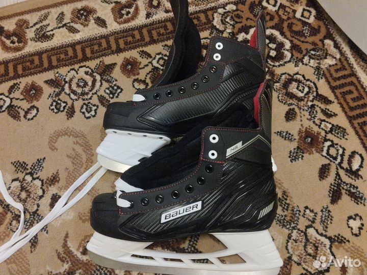 Хоккейные коньки bauer