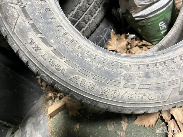 Nokian Tyres Hakkapeliitta 7 SUV 235/65 R17