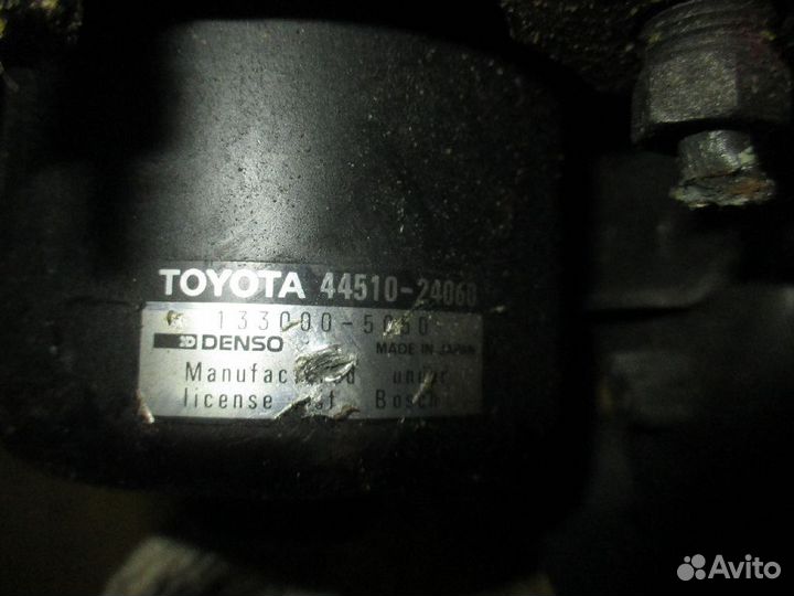 Блок ABS 44510-24060 на Toyota GX100 1G-FE