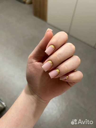 Мастер маникюра/педикюра