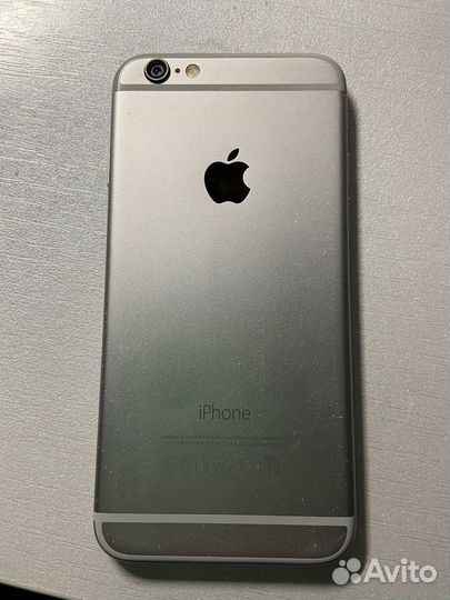 Телефон iPhone 6