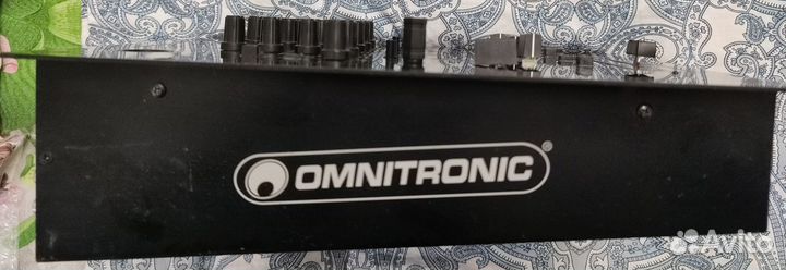 Пульт Omnitronic