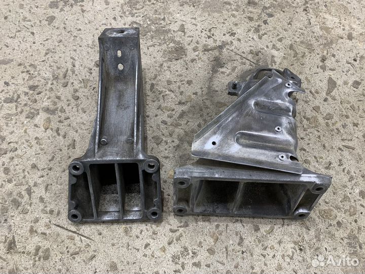 Лапы двигателя BMW E39 M52