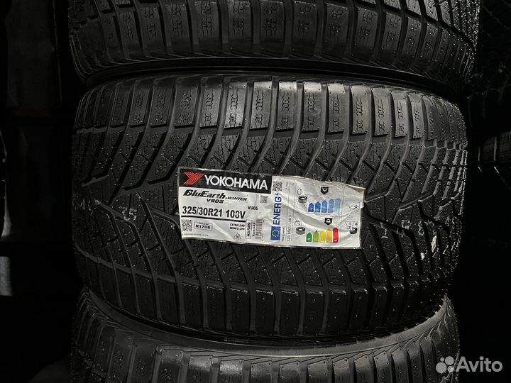 Yokohama BluEarth Winter V905 285/35 R21 и 325/30 R21 104V