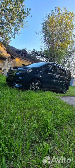 Honda Stepwgn 2.0 CVT, 2017, 90 000 км