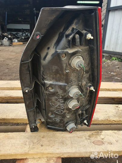 Mitsubishi Space Wagon 83-04г