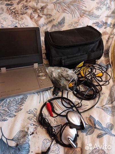 Портативный dvd плеер Toshiba