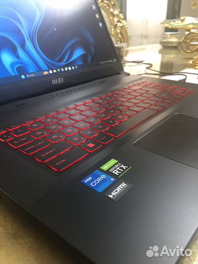 Игровой ноутбук Msi katana gf76 почти Новый Rtx