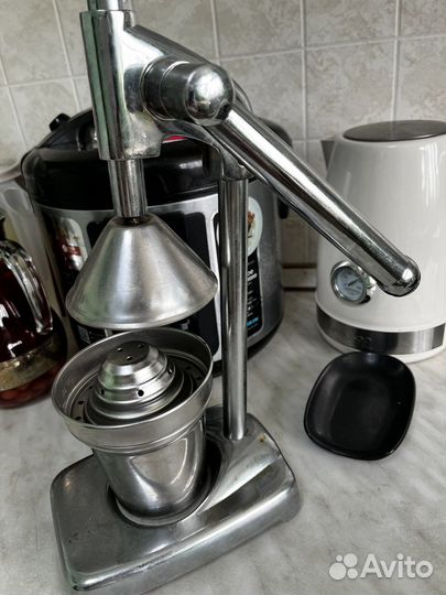 Соковыжималка пресс для цитрусовых