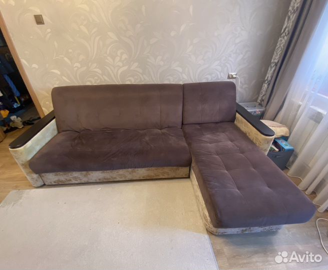 Угловой диван