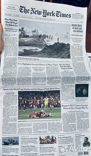 Газета The New York Times