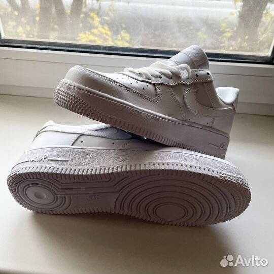 Кроссовки Nike Air Force