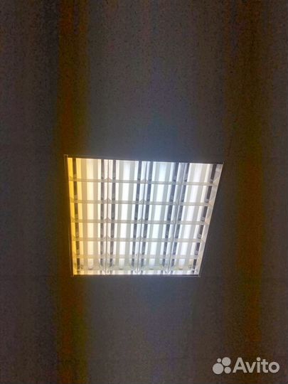 Светильник потолочный бу в подвесной потолок