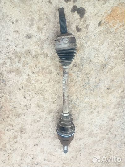 Привод левый toyota corolla 150 1.6 МКПП