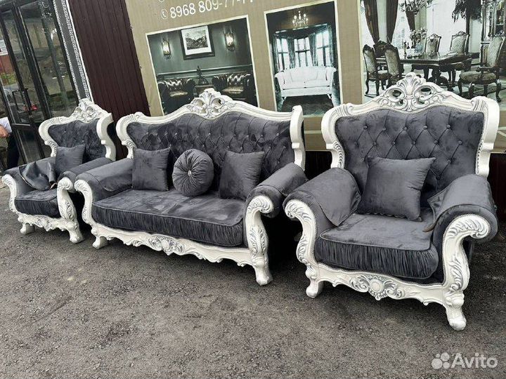 Диван с креслами
