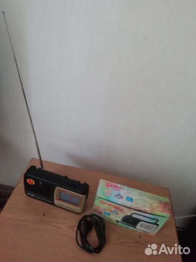 Радиоприемник kipo