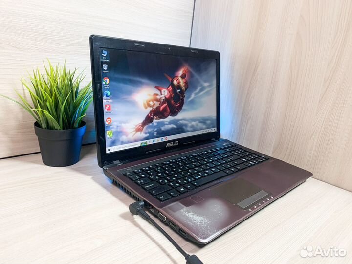 Ноутбук Asus Core i7/GeForce 540M/12Gb/SSD