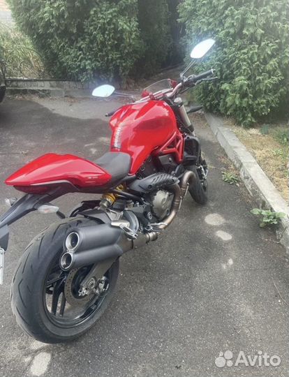 Ducati Monster 821