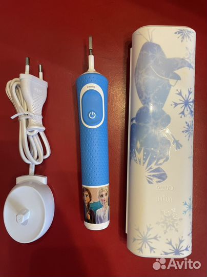 Ручка для зубной щетки Oral B, зарядка, футляр