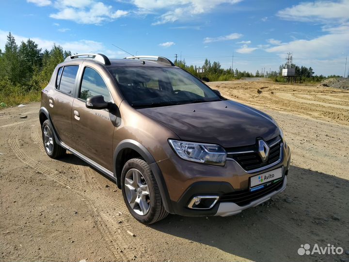 Renault Sandero Stepway 1.6 AT, 2020, 5 400 км