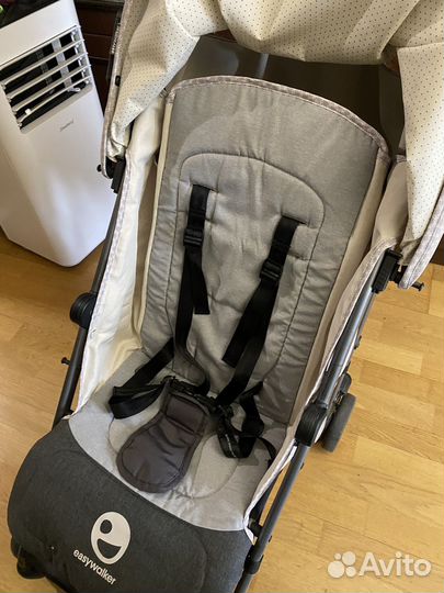 Прогулочная коляска трость easy walker