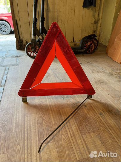 Знак аварийной остановки