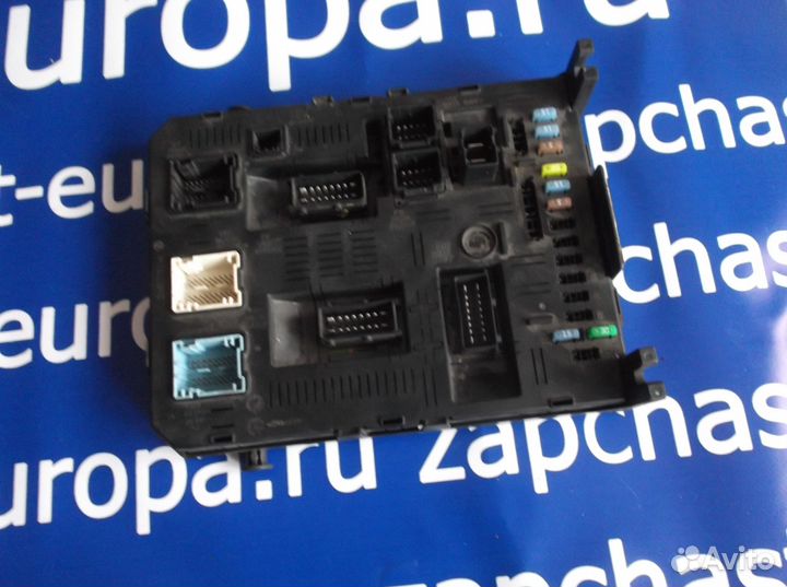 Блок предохранителей Peugeot Citroen 9661940480