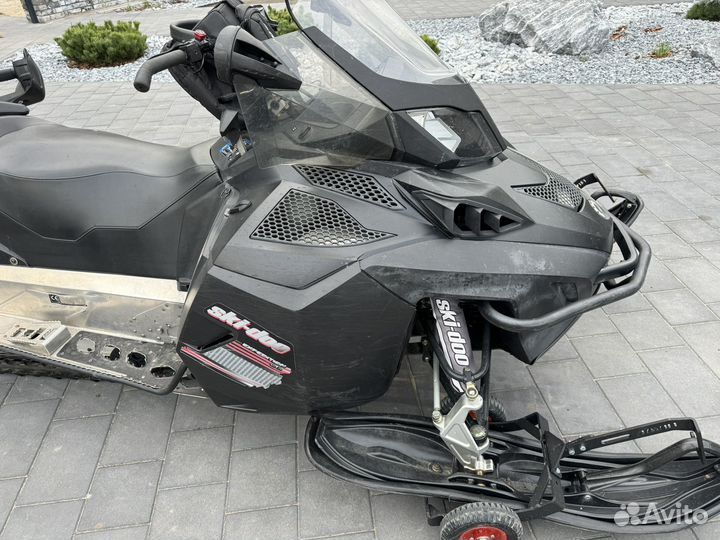 BRP Expedition 1200
