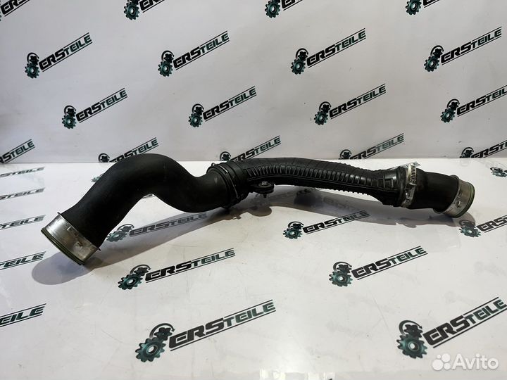 Патрубок интеркулера правый VW Audi 1.8 Tsi