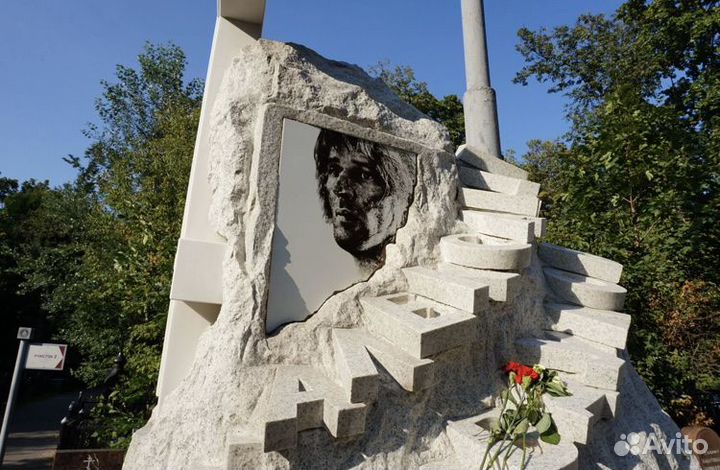 Экскурсия по Ваганьковскому кладбищу