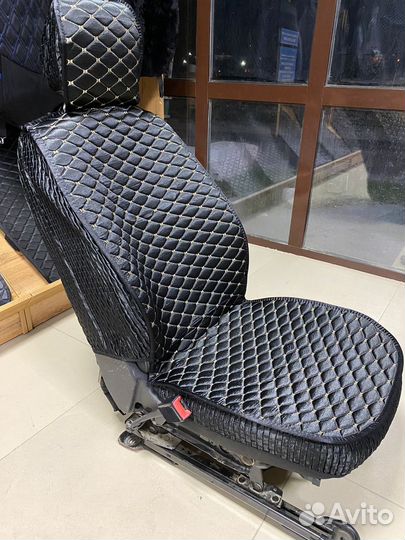 Автомобильные чехлы универсальные