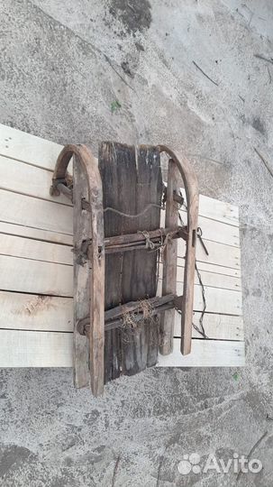 Санки старинные