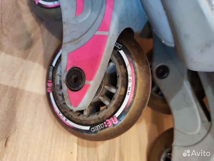 Роликовые коньки женские размер 38-39