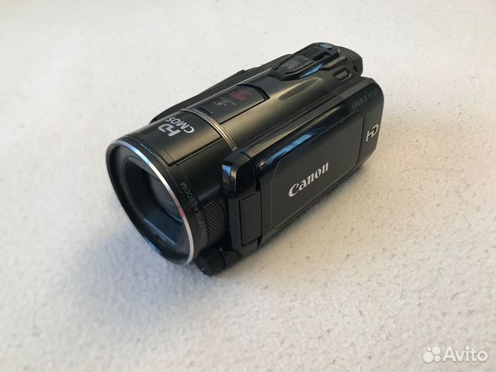Видеокамера Canon legria HF S21E