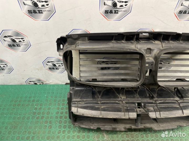 Воздуховод Радиатора Bmw 5 F11 N52B25A 2011