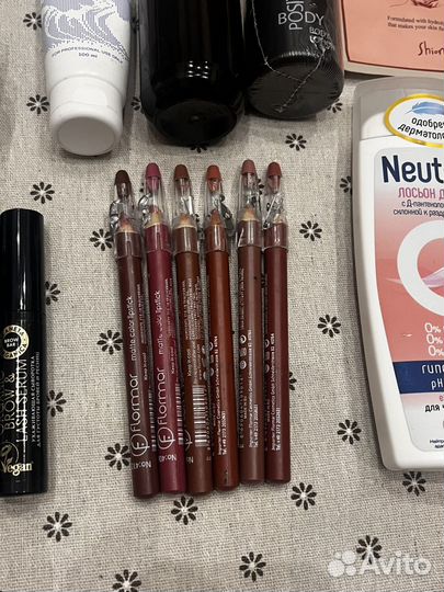 Набор косметики пакетом