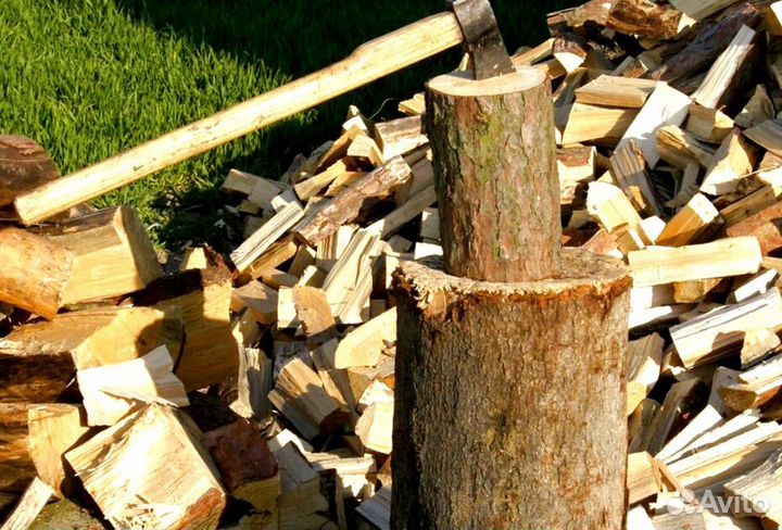 Наколотые дрова