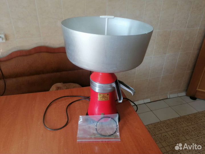 Сепаратор для молока электрический сич сцм 80