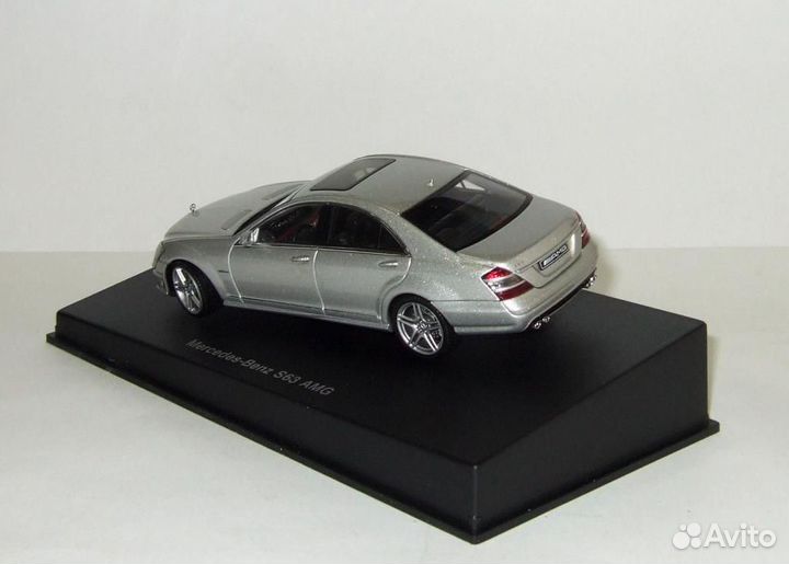 Мерседес Mercedes Benz S63 AMG W221 Auto Art 1:43