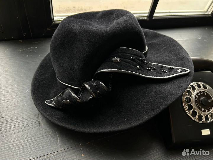 Шляпа фетровая женская черная