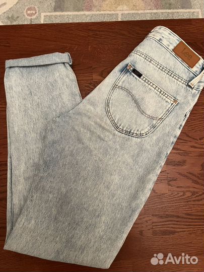 Джинсы
