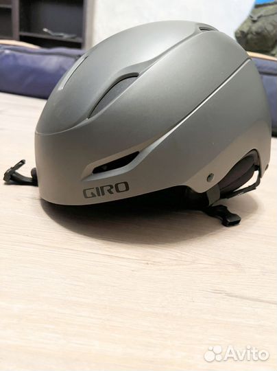 Горнолыжный шлем giro