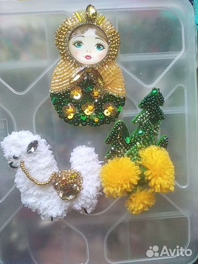 Брошь ручной работы