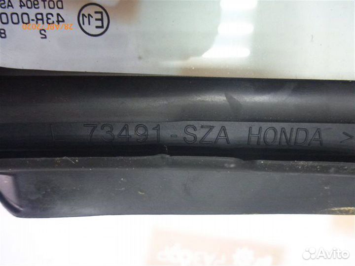 Стекло двери заднее левое Honda Pilot YF4 J35Z4