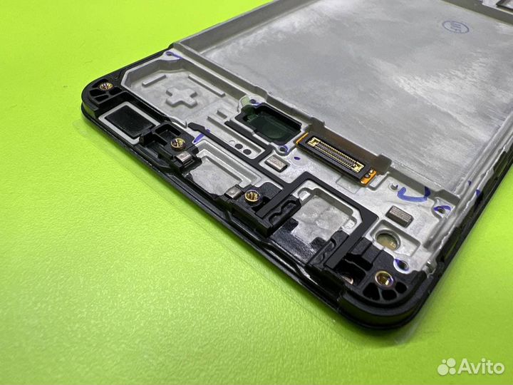 Дисплей для Samsung Galaxy A31